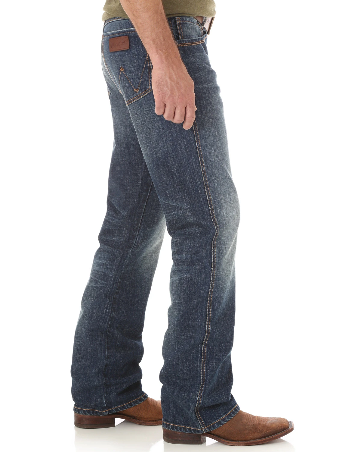 Wrangler Retro Men's Medium Wash Low Rise Relaxed Bootcut Jeans - Image 2