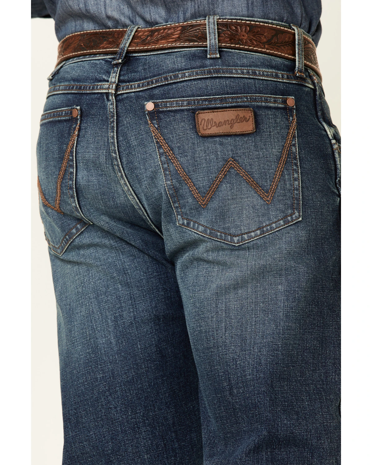 Wrangler Retro Men's Mauney Dark Wash Stretch Slim Straight Jeans - Image 3