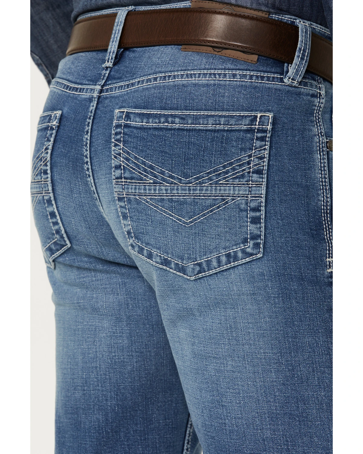 Cody James Men's Silverton Light Wash Stretch Relaxed Bootcut Jeans - Image 4