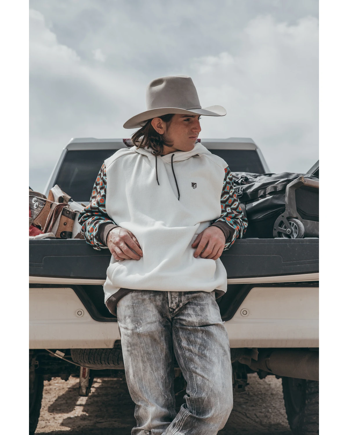 RANK 45 Men's Rustler Southwestern Color-Block Sleeve Hooded Sweatshirt